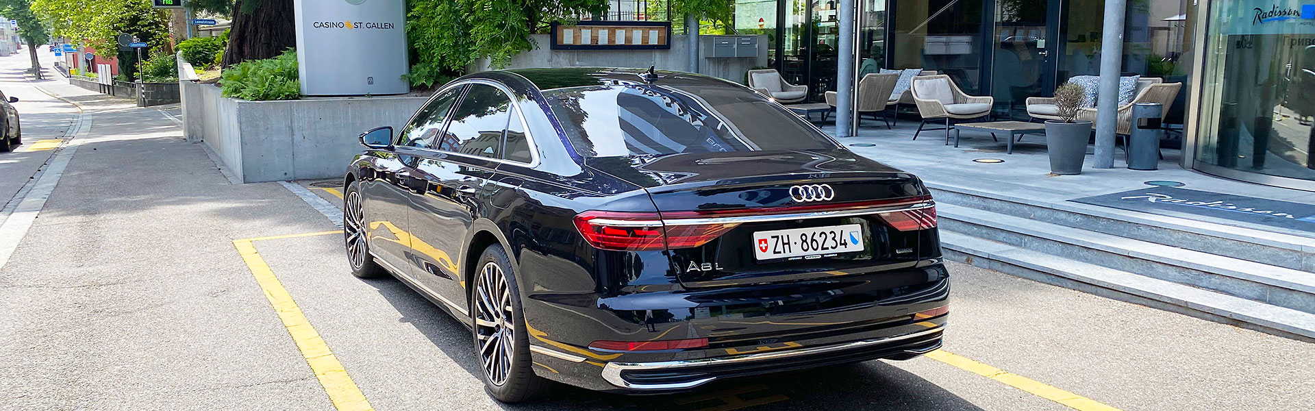 Audi A8L